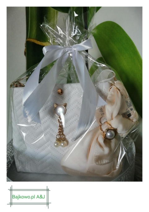 Przykładowe zdjęcie zapakowanej torebki