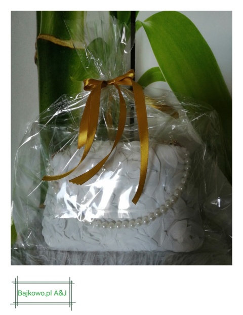 Torebka Damska wizytowa biała w kwiaty , ślub, komunia