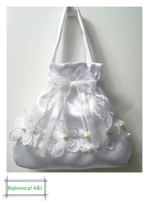 Woreczek , sakiewka, torebka komunijna z satyny